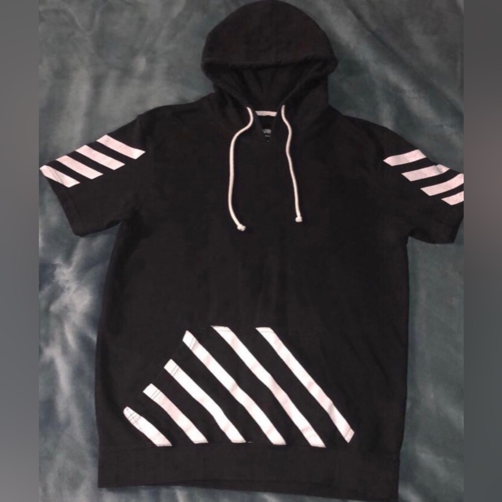 Carbon Short Sleeve Hoodie - small